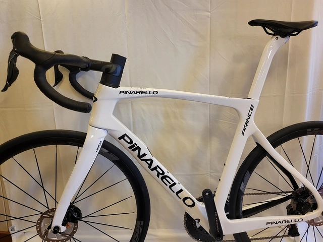 Pinarello Prince Ticr Disc 2021 54,5 cm Racing geometri, farge 214 hvit 
