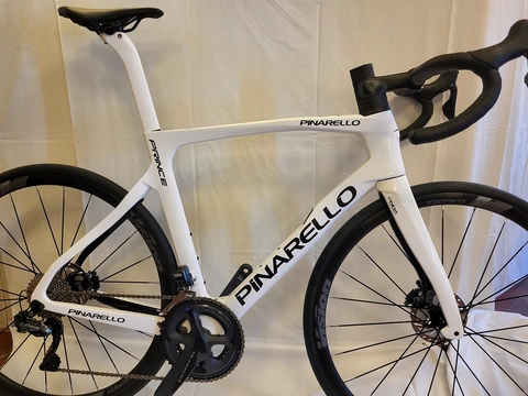 Pinarello Prince Ticr Disc 2021 54,5 cm Racing geometri, farge 214 hvit