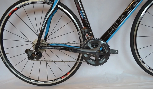 Pinarello Dogma 65,1 landeveissykkel Racing geometri, Ultegra Di2 