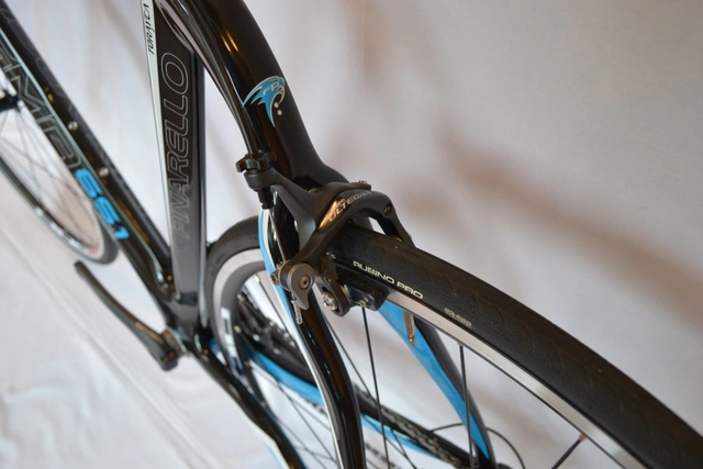 Pinarello Dogma 65,1 landeveissykkel Racing geometri, Ultegra Di2 