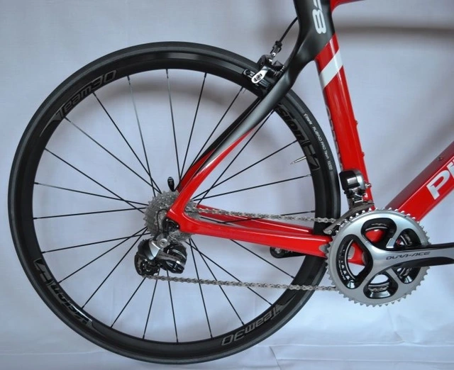 Pinarello Dogma F8 landeveissykkel Racing geometri, Dura Ace Di2 