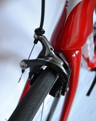 Pinarello Dogma F8 landeveissykkel Racing geometri, Dura Ace Di2 