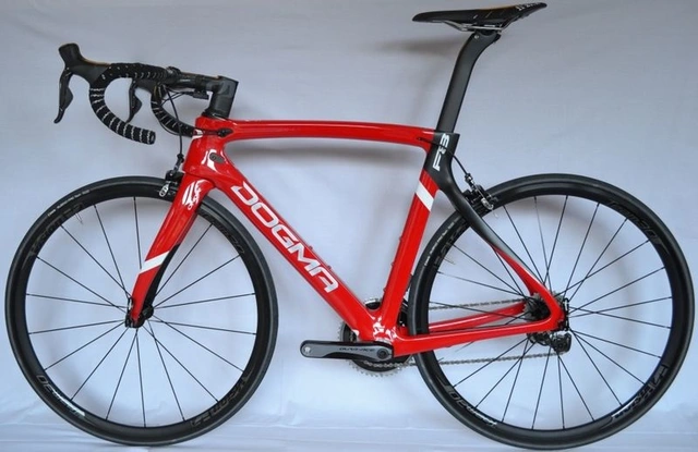Pinarello Dogma F8 landeveissykkel Racing geometri, Dura Ace Di2 