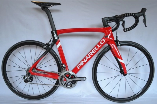 Pinarello Dogma F8 landeveissykkel Racing geometri, Dura Ace Di2 