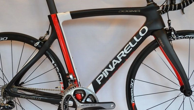 Pinarello Dogma F8 landeveissykkel Racing geometri, Dura Ace Di2 