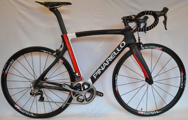 Pinarello Dogma F8 landeveissykkel Racing geometri, Dura Ace Di2 
