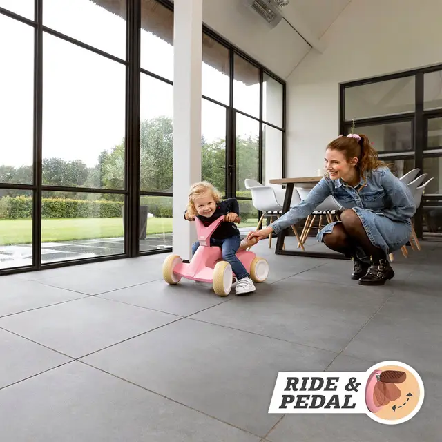 BERG GO² Retro Pink gåbil Gåbil med pedaler for 10 til 30 mnd. 