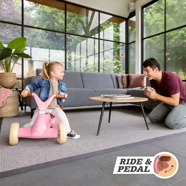 BERG GO² Retro Pink gåbil Gåbil med pedaler for 10 til 30 mnd. 